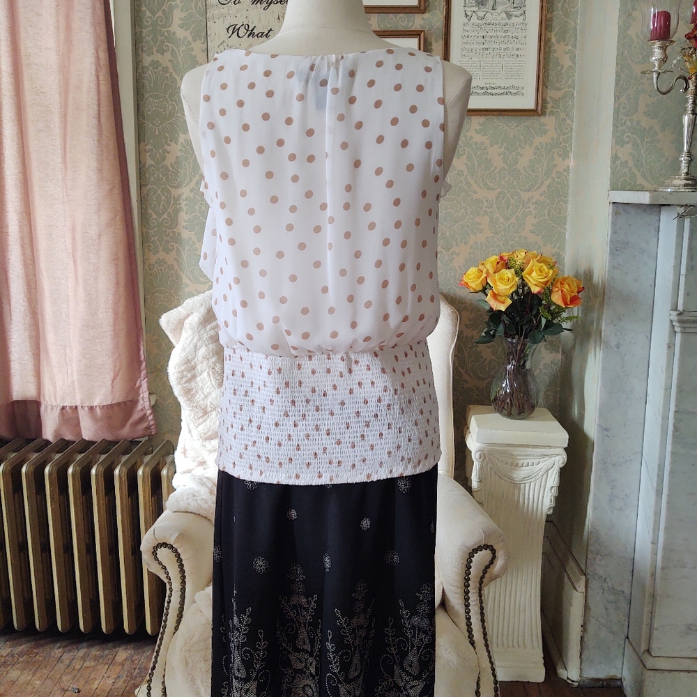 White House Black Market Blouse - Picture 4 of 6
